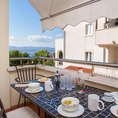 Apartment Ella Sea View Bol