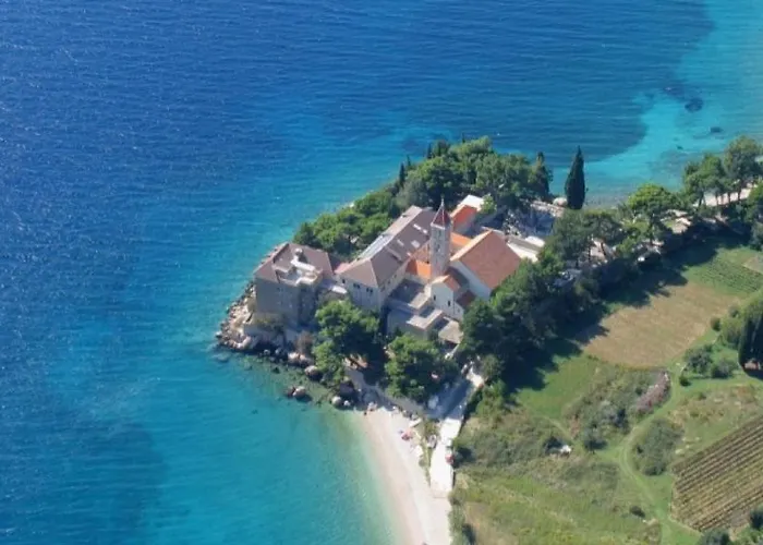 Ella Sea View